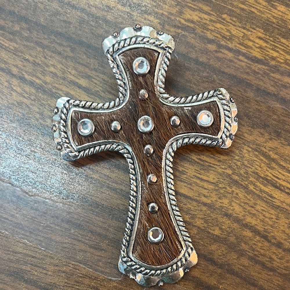 Montana Silversmiths Cowhide Rhinestone Cross Pendant